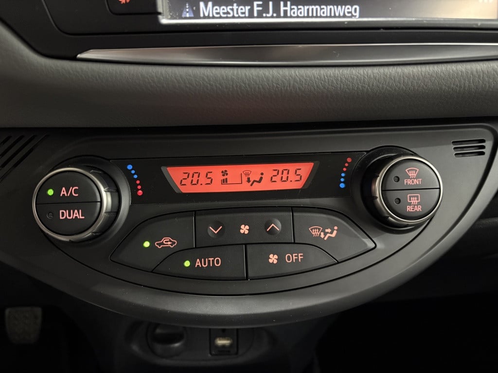 Toyota Yaris 1.3 vvt-i trend