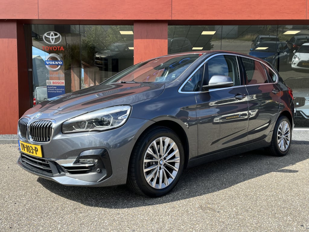 BMW 2-serie active tourer 220i high executive | head-up | navi | camera | l