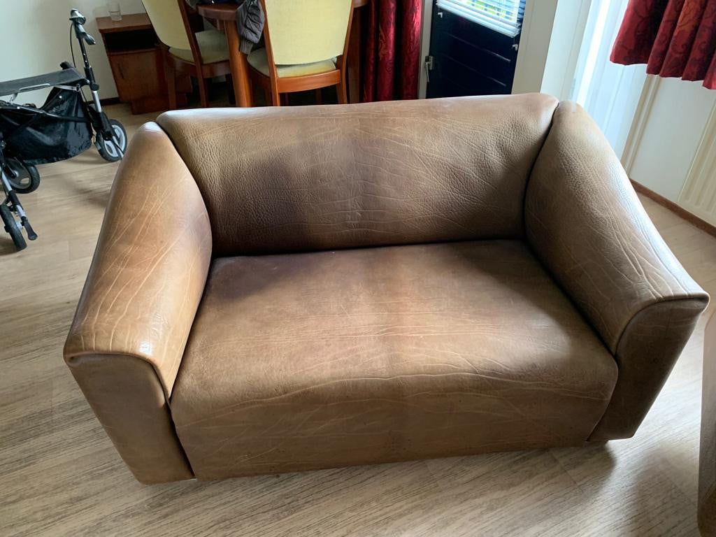 Vintage De Sede DS 47 lederen 2-zits bank + bijhorende tafel