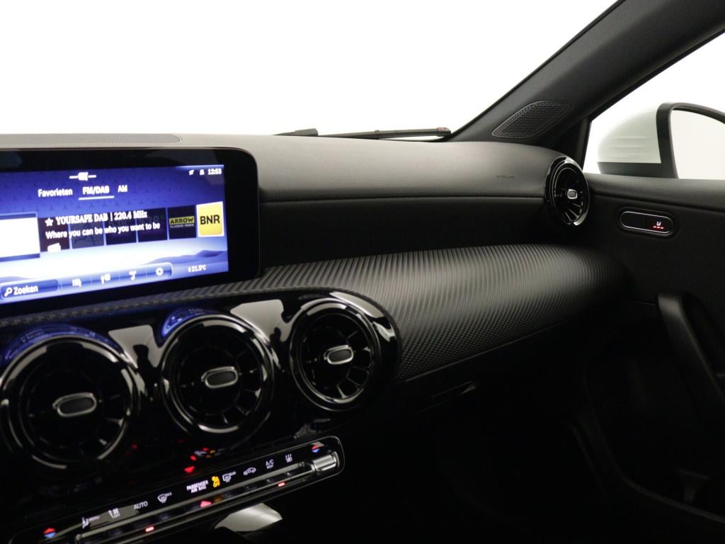 Mercedes-Benz A-Klasse 250 e star edition limited | dodehoekassistent | par