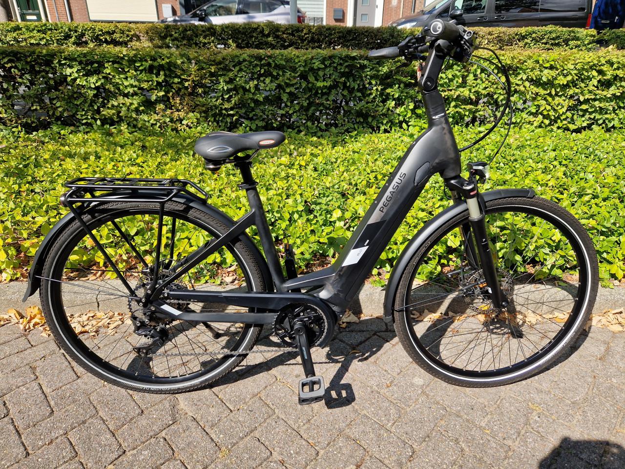 Zo goed als nieuwe Pegasus met Bosch Performance middenmotor en 500WH accu