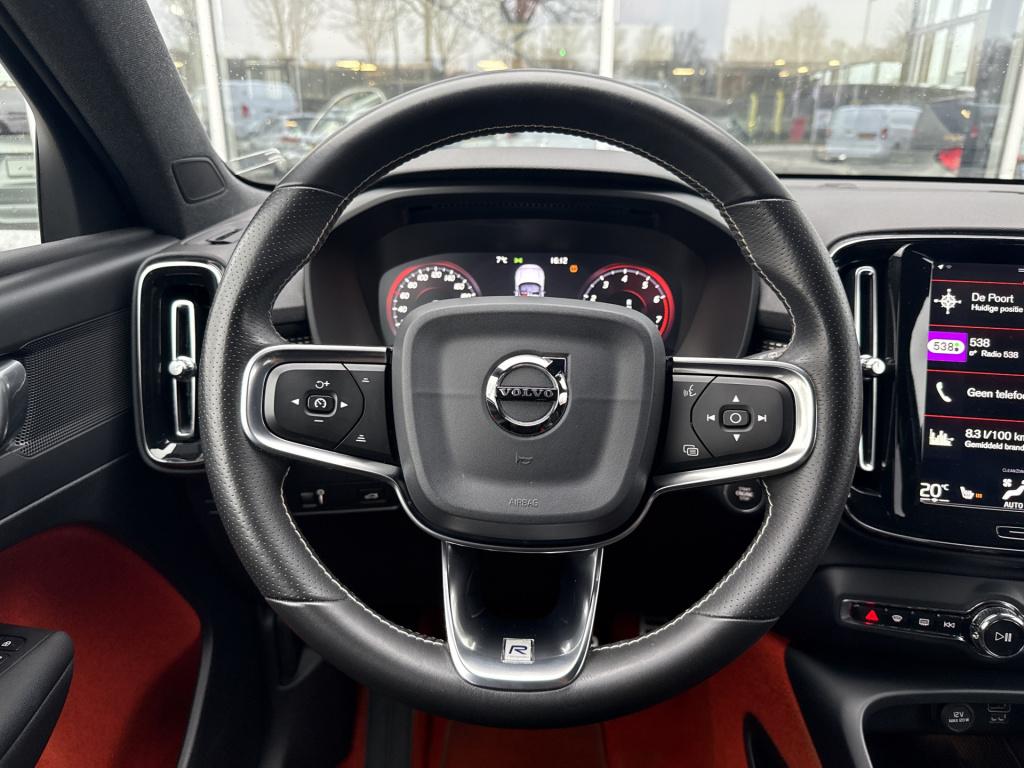 Volvo XC40 1.5 t3 r-design | nl-auto | btw | pano | parel lak | stoelverw.
