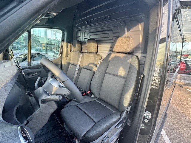 Mercedes-Benz Sprinter 319 1.9 cdi l2 l distronic l 3,5 t trekhaak l led l 