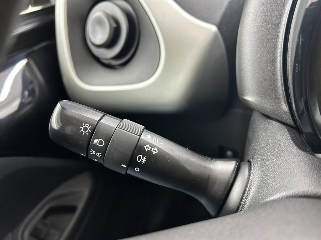 Citroen C1 occasion 1.0 e-vti feel | zwart | tweedehands citroën c1 | airco