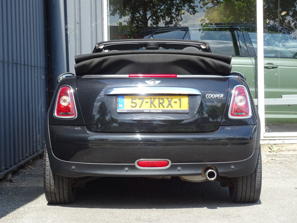 Mini Cooper Cabrio mini 1.6 pepper | airco | cruise | stoelverwarming | 17"