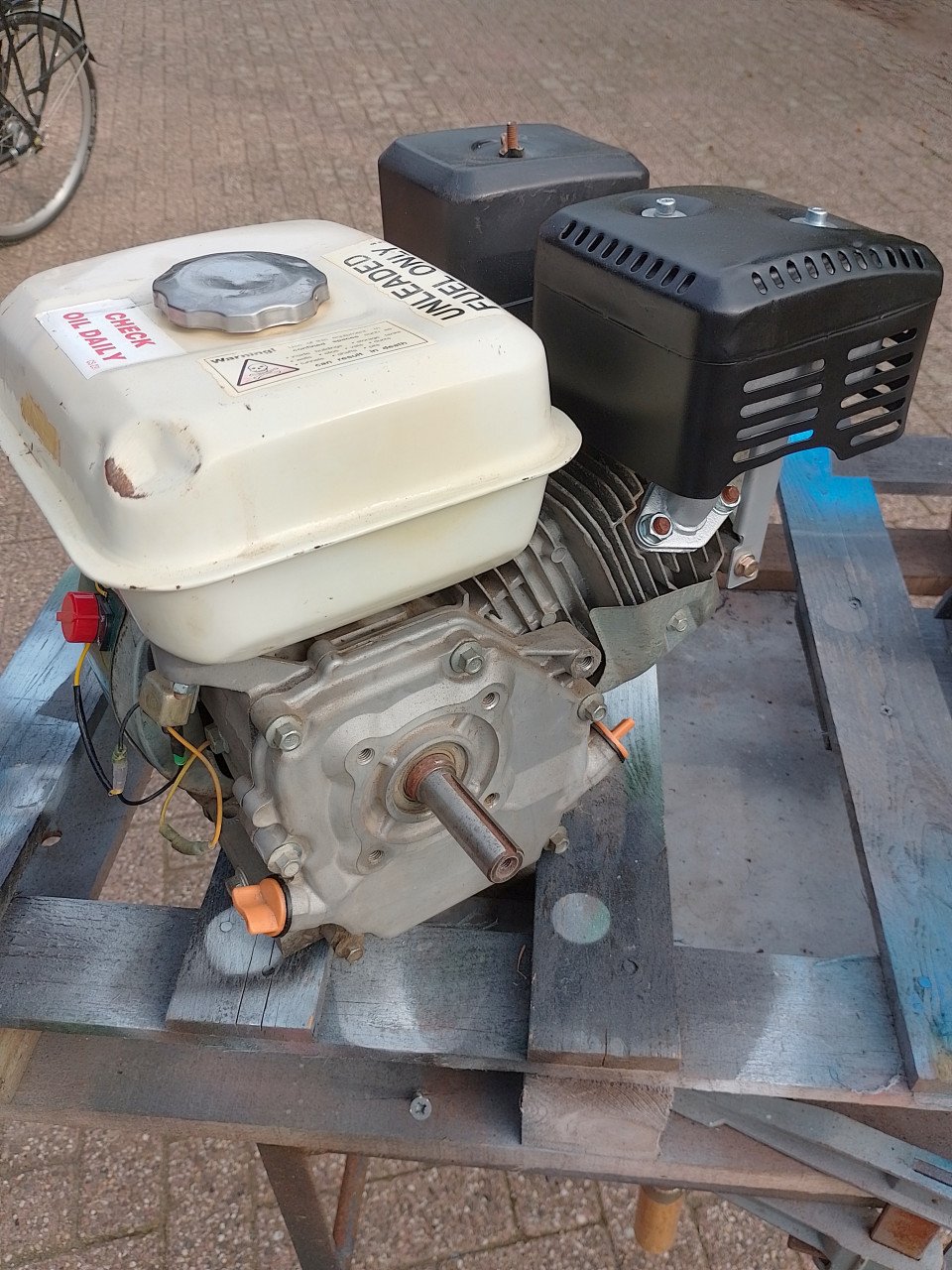 Loncin benzinemotor,(als Honda gx 200)