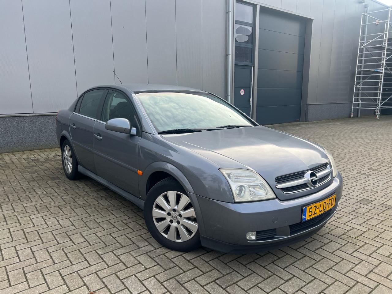 Opel Vectra 1.8-16V Elegance Vol Jaar Apk