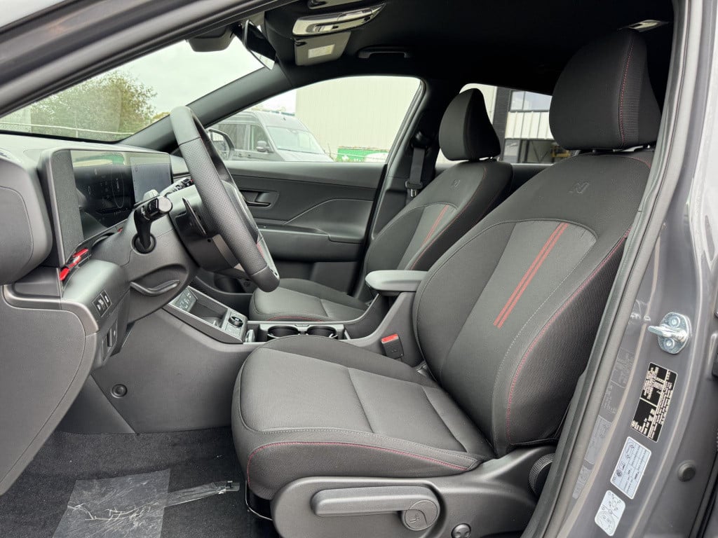 Hyundai Kona electric n line business 65.4 kwh