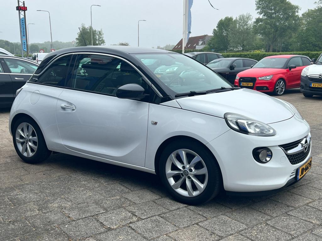 Opel Adam 1.0 turbo jam favourite