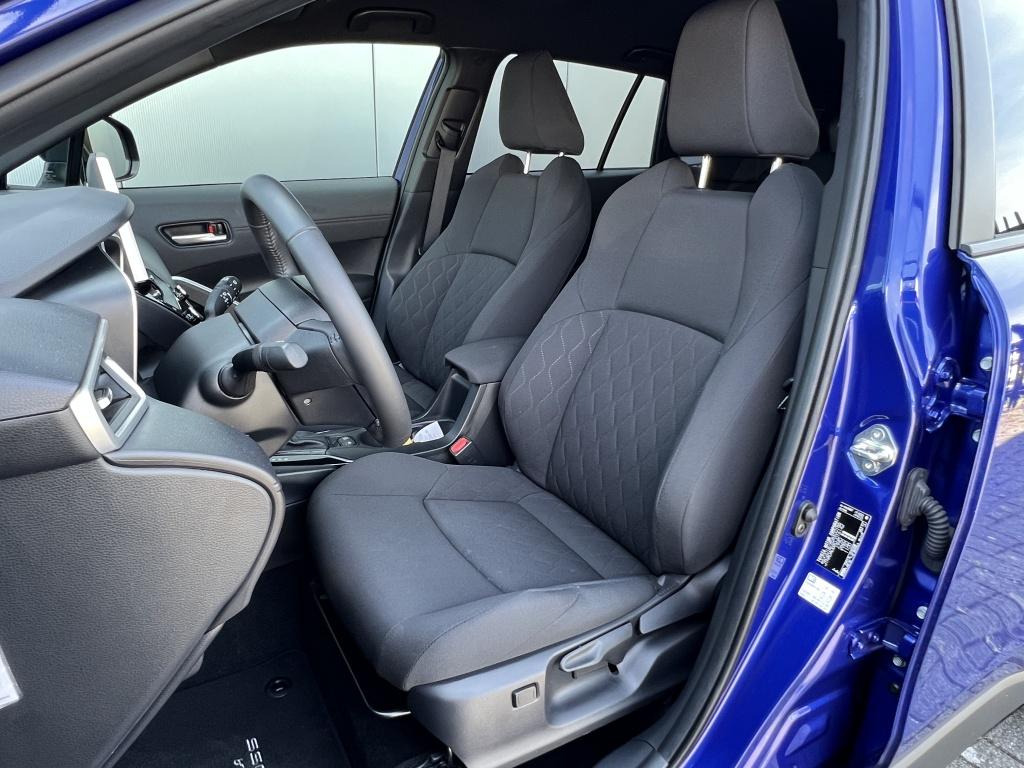 Toyota Corolla Cross hybrid 140 dynamic | trekhaak | dealer onderhouden |