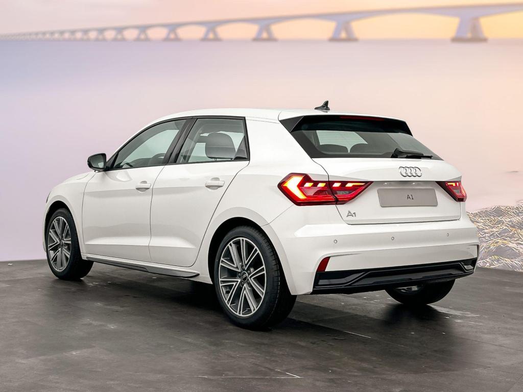 Audi A1 Sportback advanced edition 25 tfsi 70 kw / 95 pk sportback 5