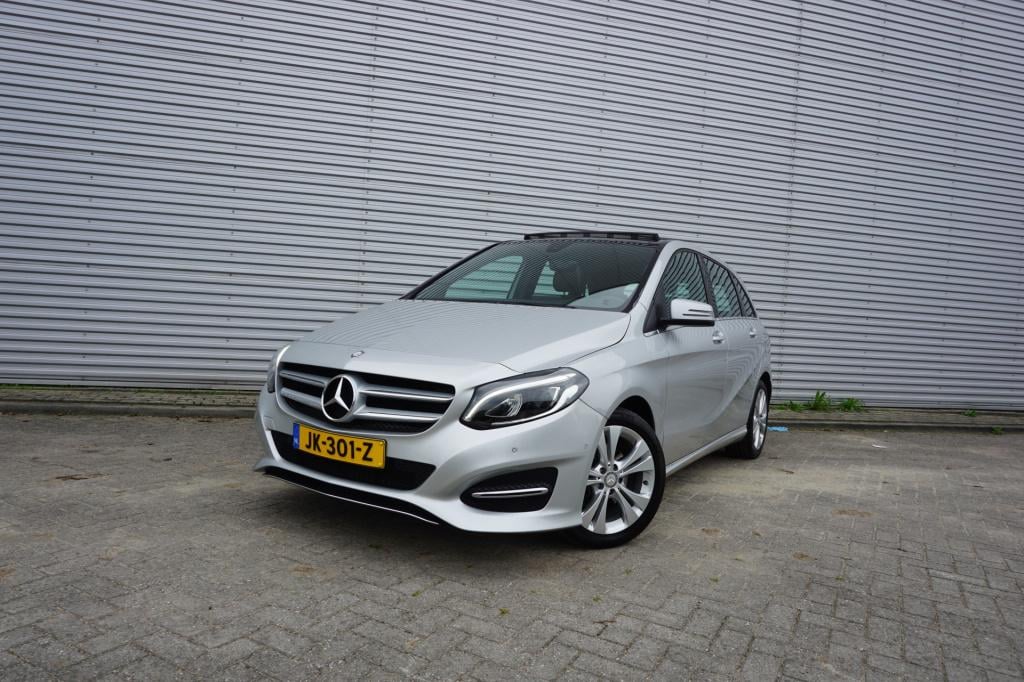 Mercedes-Benz B-Klasse 180 prestige automaat - climate / navi / cruise / st