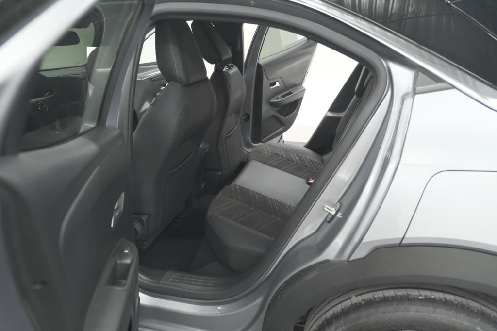 Opel Mokka turbo 131 at8 ultimate | adaptieve cruise control | stoelmassage
