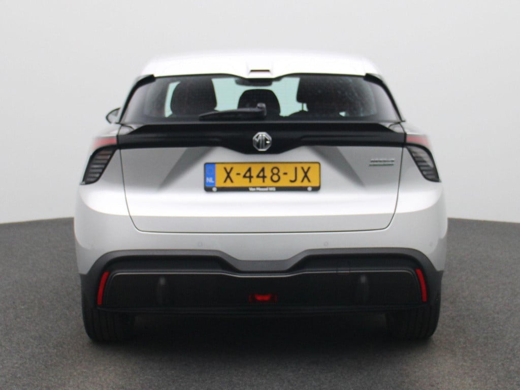 MG Mg4 electric standard 51 kwh | navigatie | apple carplay / android auto 