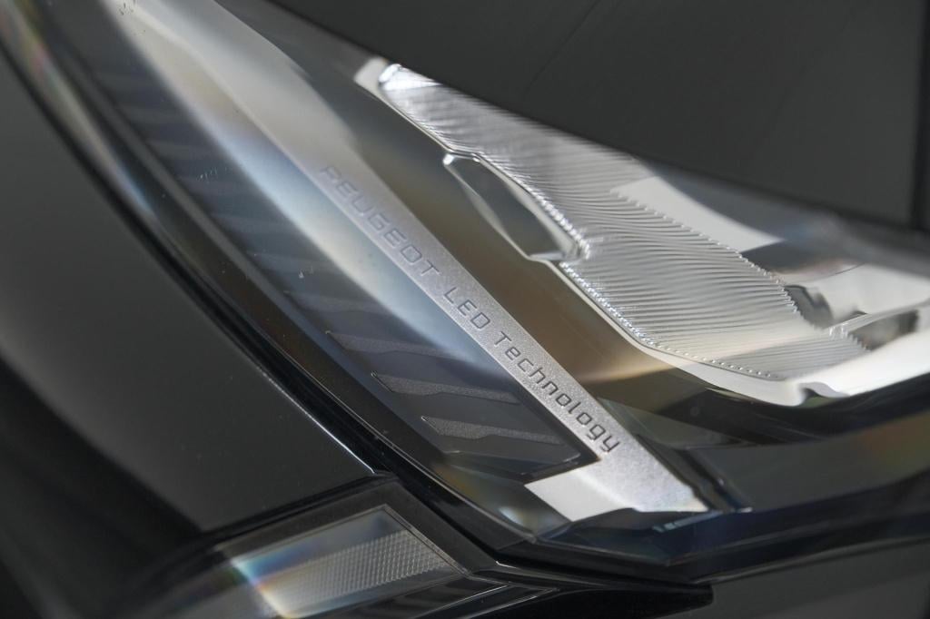 Peugeot 308 sw 1.6 plug-in hybrid 180 allure | camera | adaptieve cruise co