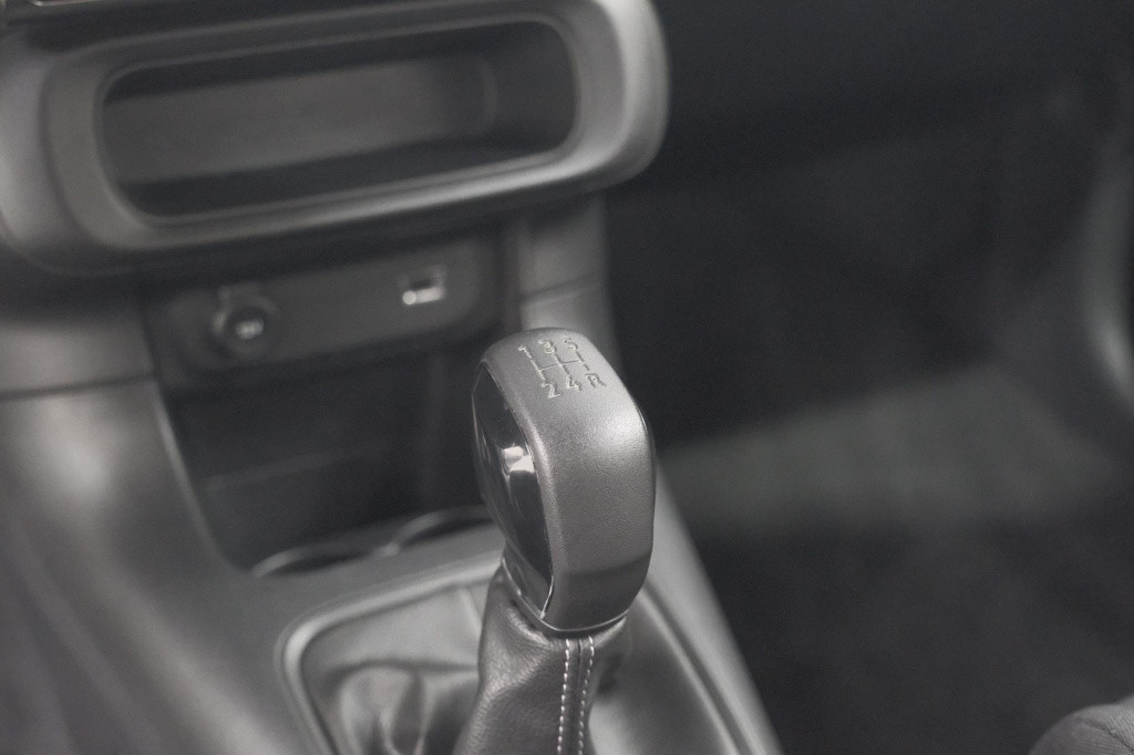 Citroen C3 puretech 82 feel | apple carplay | climate control | 15 inch lic