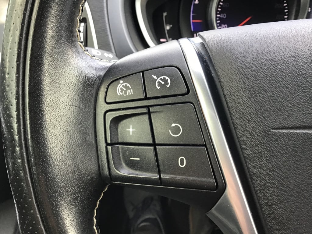 Volvo V40 2.0 t4 business sport stand kachel a.camera