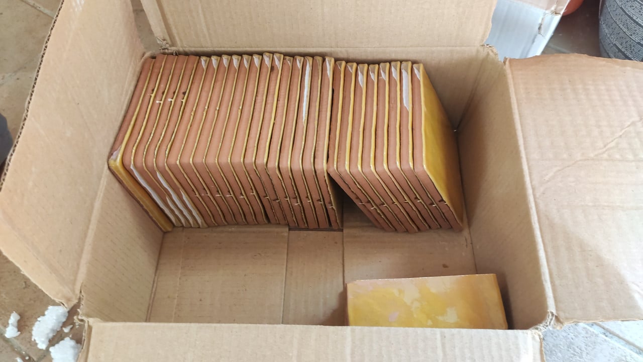 Hele mooie handvorm tegels 13x13