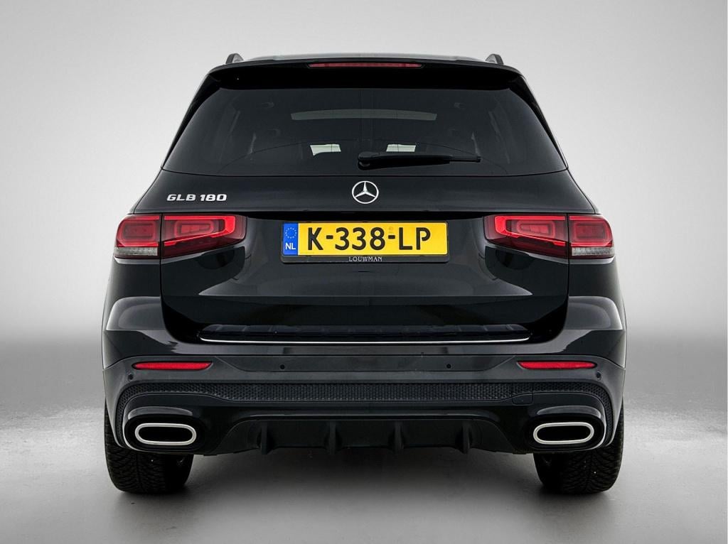 Mercedes-Benz Glb 180 business solution amg | panoramadak | sfeerverlichtin