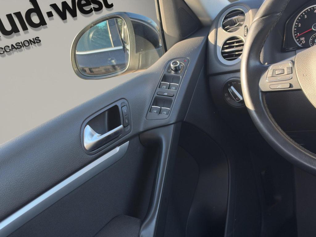 Volkswagen Tiguan 1.4 tsi sport&style clima cruise pdc trekhaak