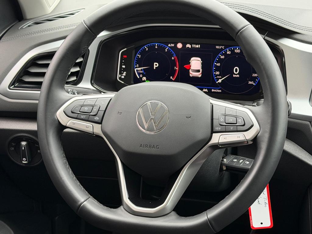 Volkswagen T-roc 1.5 tsi 150pk dsg style | trekhaak | navi | iq light | ada