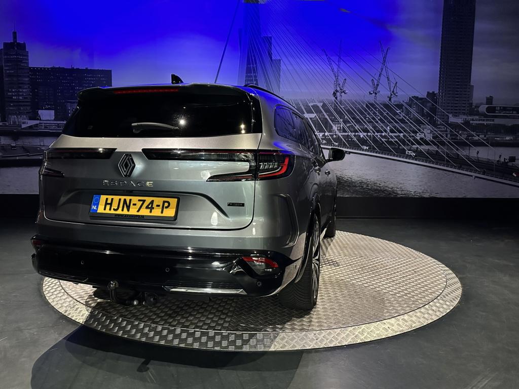 Renault Espace e-tech full hybrid 200 iconic 7p. *trekhaak*leder*panoramada