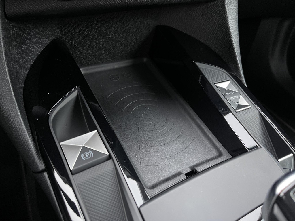 Ds Ds 3 crossback e-tense performance line+ 50 kwh | navigatie | camera | a