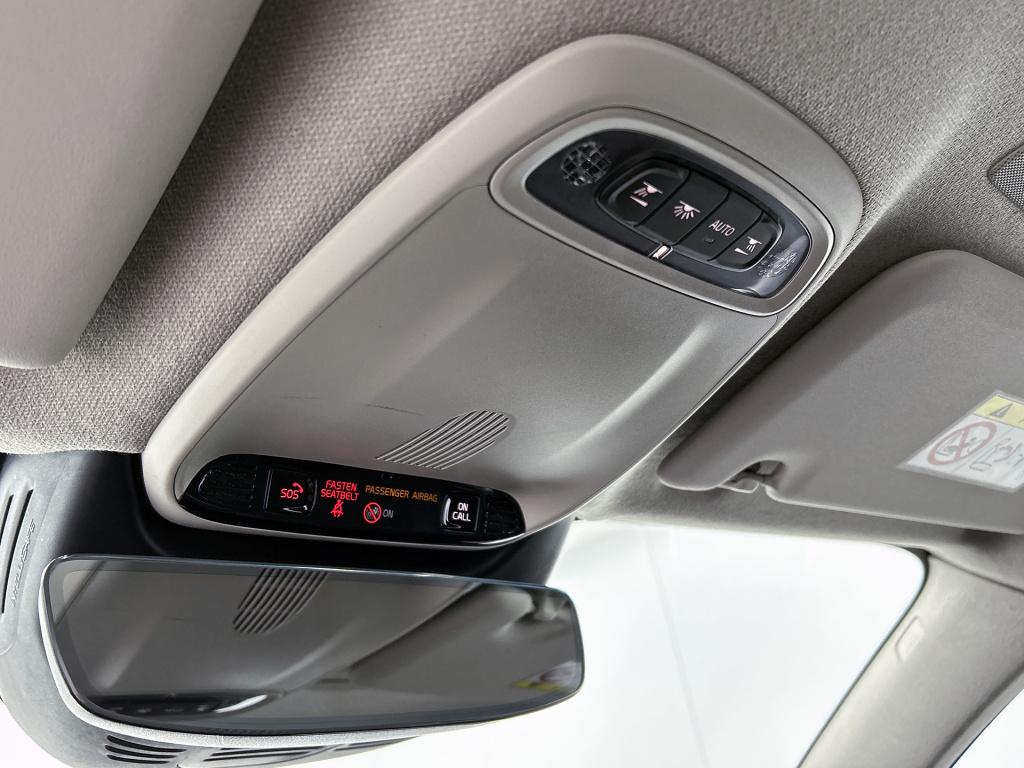 Volvo XC40 1.5 t4 recharge inscription expression / navigatie / elec. achte