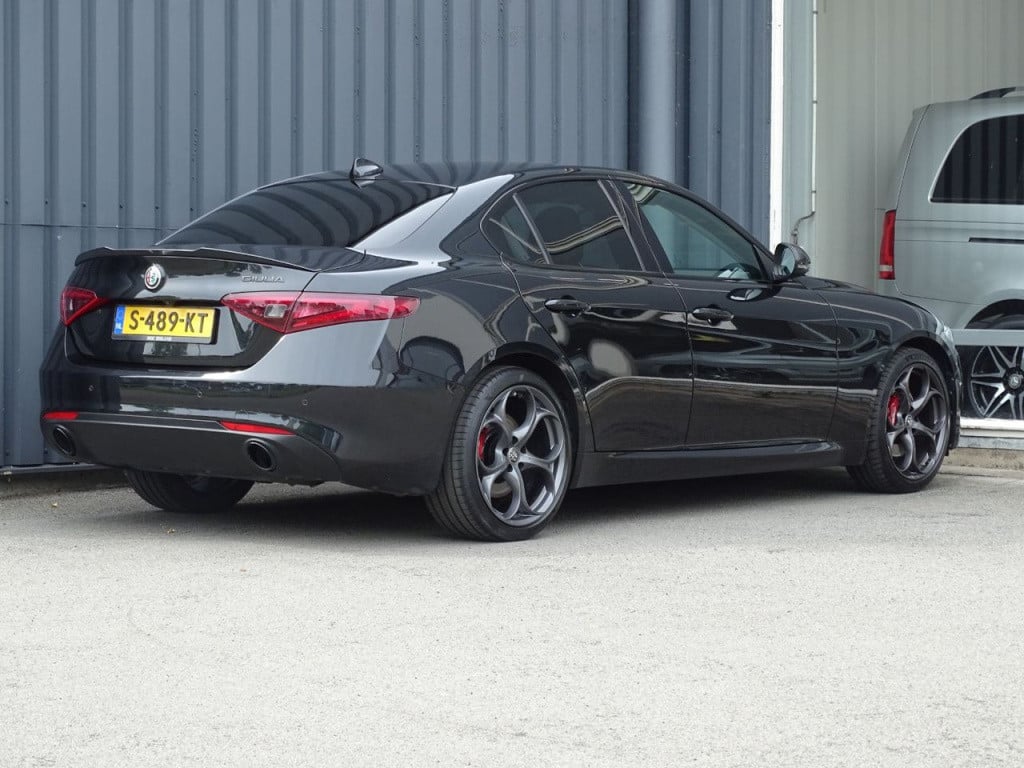 Alfa Romeo Giulia 2.0t b-tech stoel-&stuurwielverwarming | android auto | 1