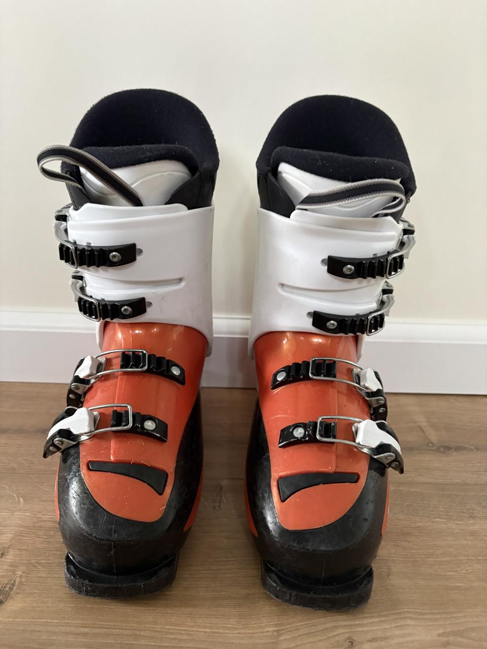 Skischoenen kind 23-23.5 (maat 35 a 36)