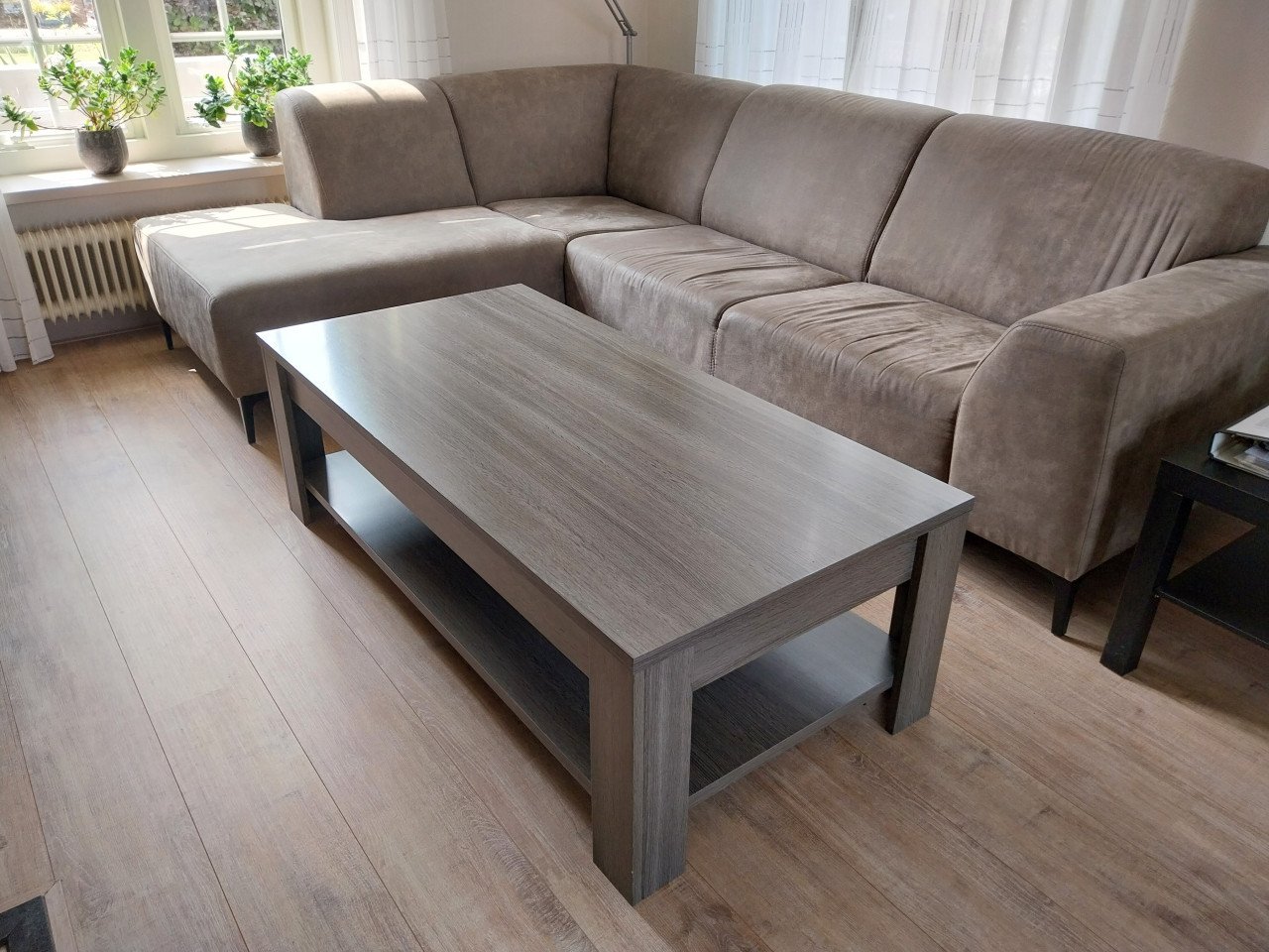 Salontafel  grijs met houtnerf motief