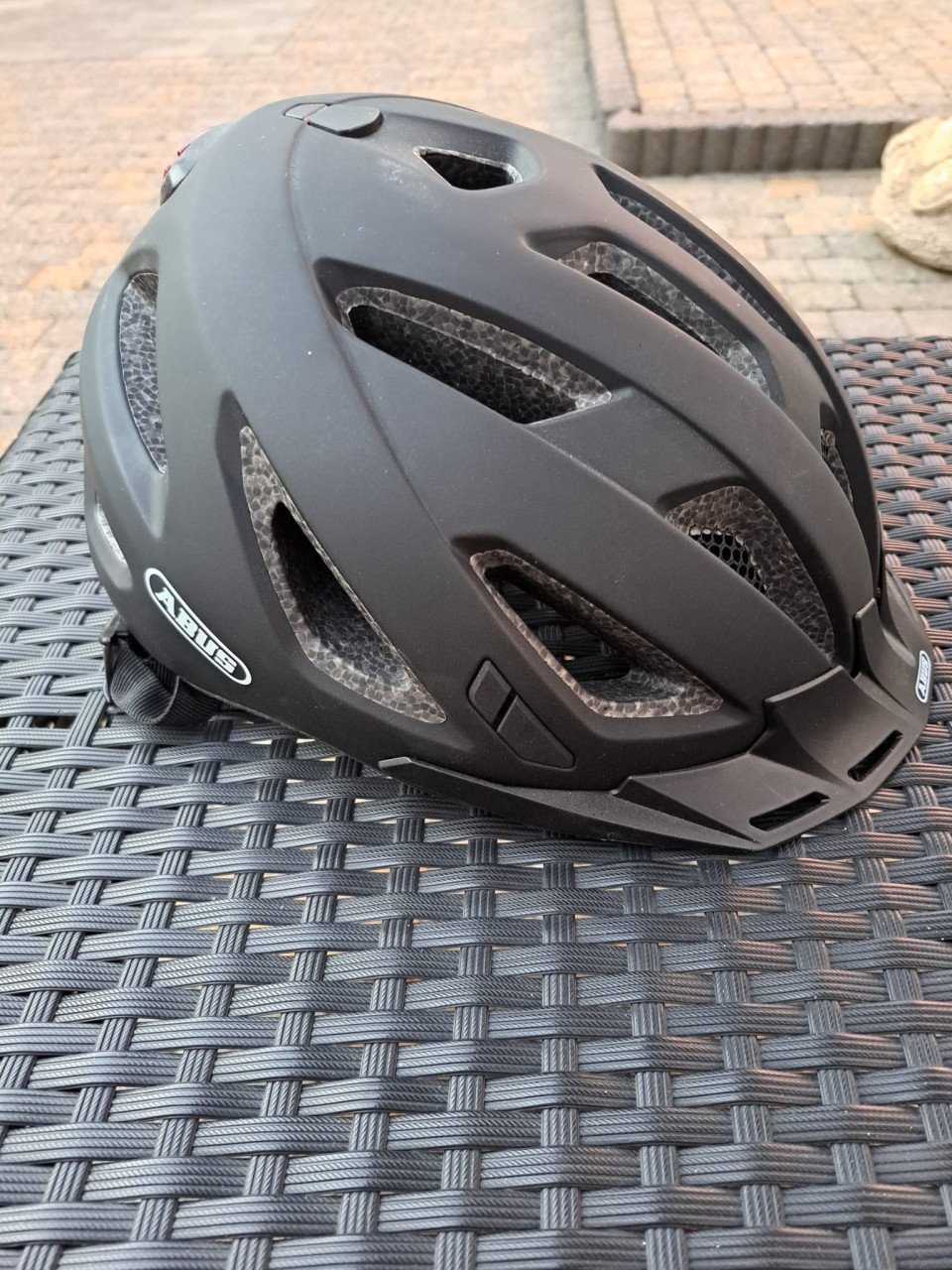 Te koop ZGAN fietshelm