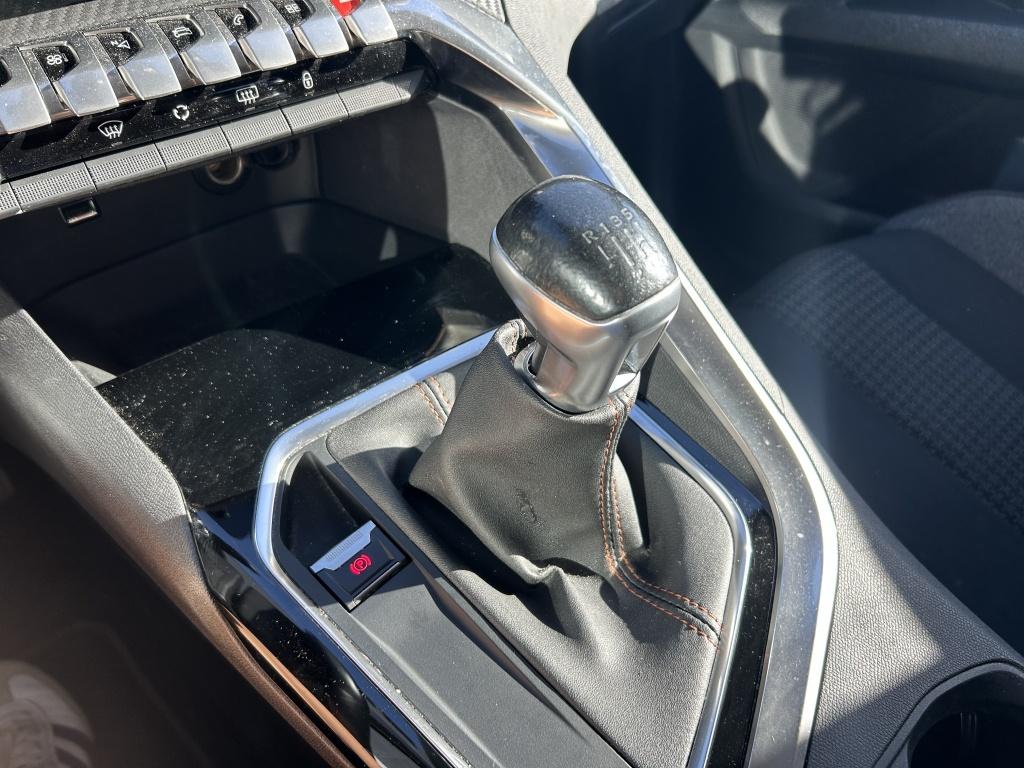 Peugeot 3008 1.2 puretech 130pk s&s active