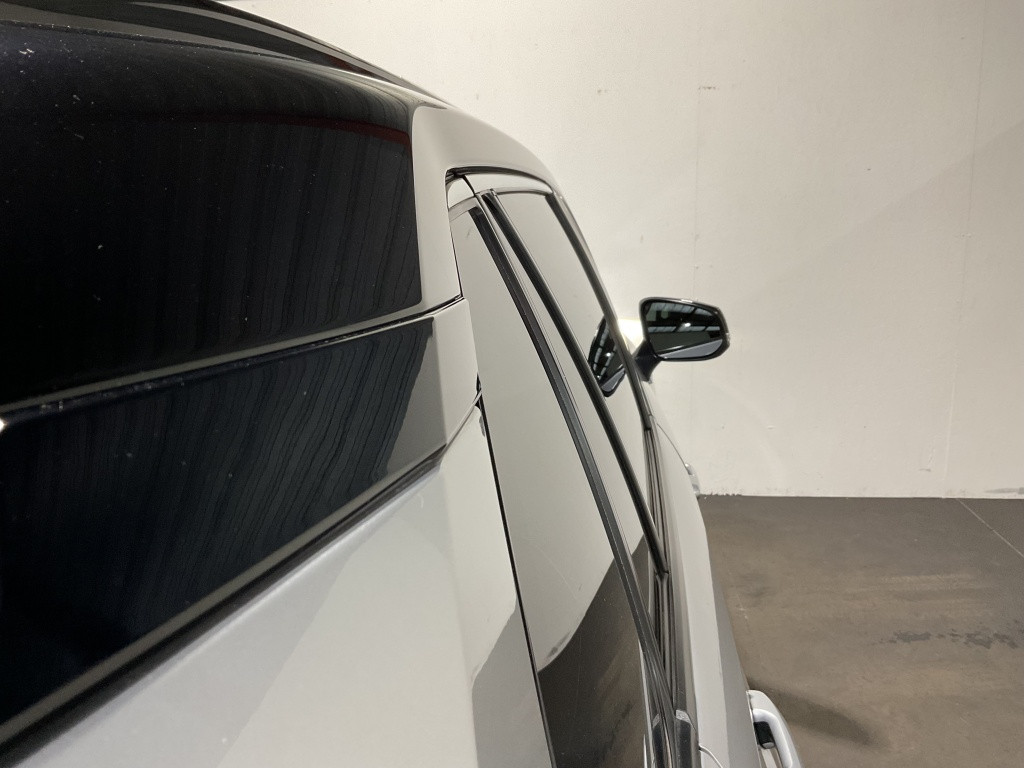 Toyota Rav4 2.5 hybrid awd bi-tone | trekgewicht 1650 kg |