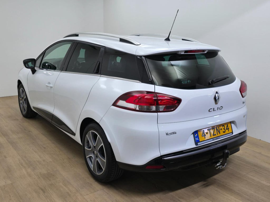 Renault Clio estate occasion kleine stationwagen met trekhaak | tweedehands