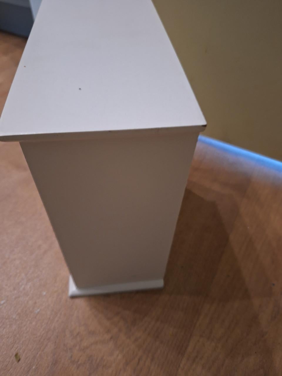 2 mini vakkenkastjes
