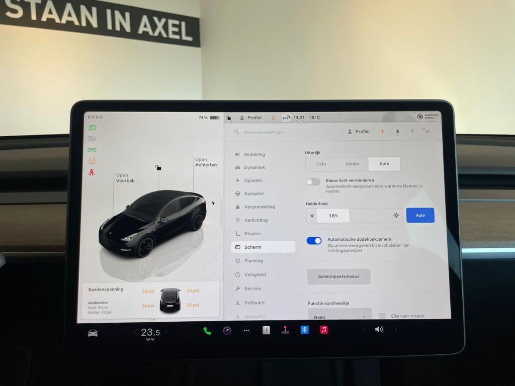 Tesla Model Y long range awd 75 kwh