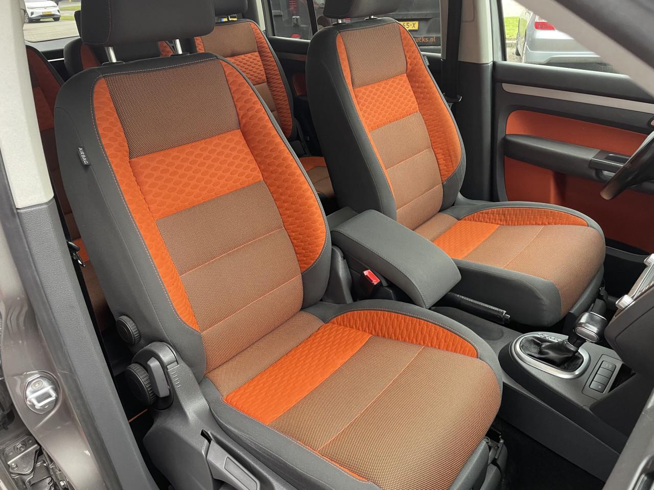 VOLKSWAGEN TOURAN 1.4 CROSS AUTOMAAT