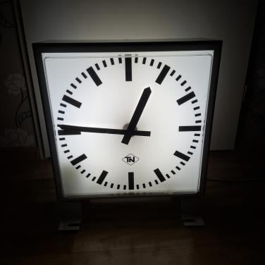 Stationsklok dubbelzijdig