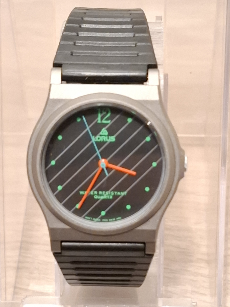 Lorus vintage quartz horloge