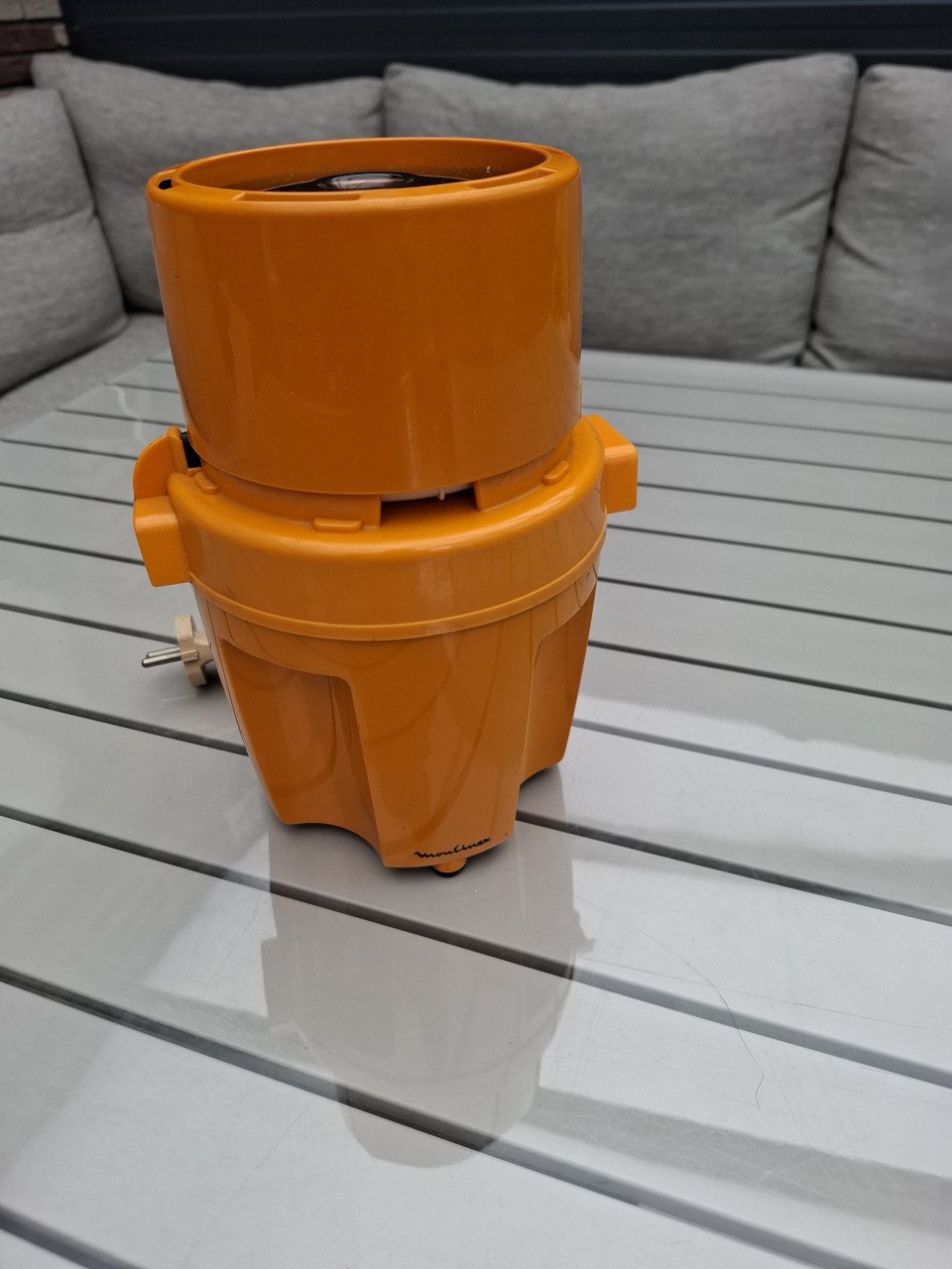 Moulinex vintage oranje Moulinette type 320 hakrobot