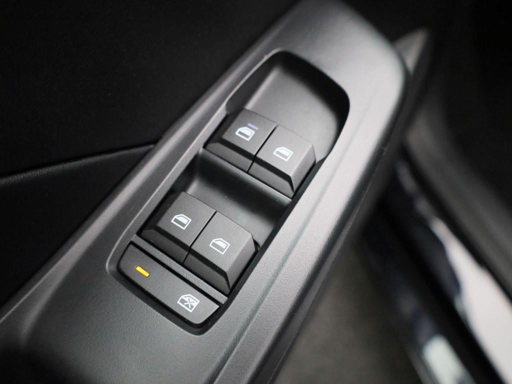 MG Mg3 | luxury | leder bekleding | 360 camera | stoel en stuur verwarming 