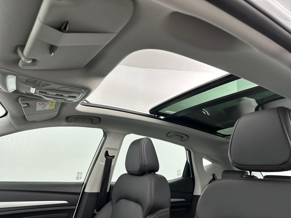 MG Zs-ev standard range luxury 50 kwh | wltp 320km | panorama/schuif-kantel