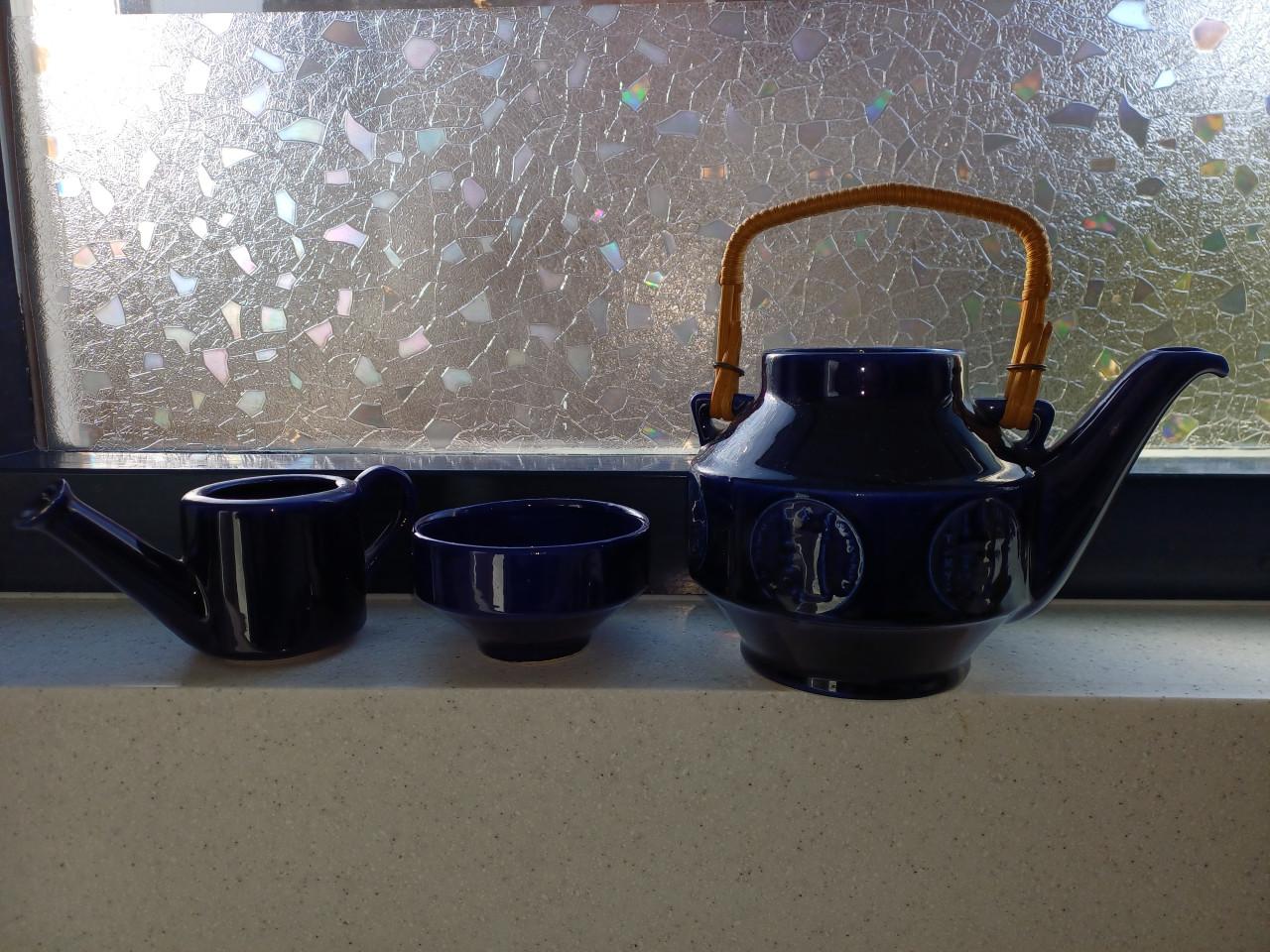 Kobaltblauw theesetje Van Nelle