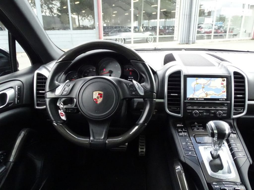 Porsche Cayenne 4.2 d s ceramic | pano | bose | luchtvering pasm