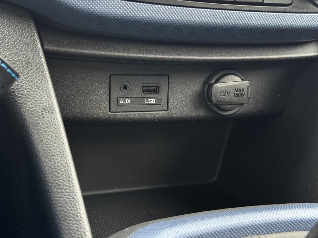 Hyundai I 10 1.0i i-motion comfort plus | climate control | radio-cd/mp3 sp