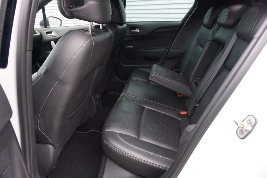 Ds Ds 4 crossback 1.2 puretech so chic climate / navi / leder / cruise / le