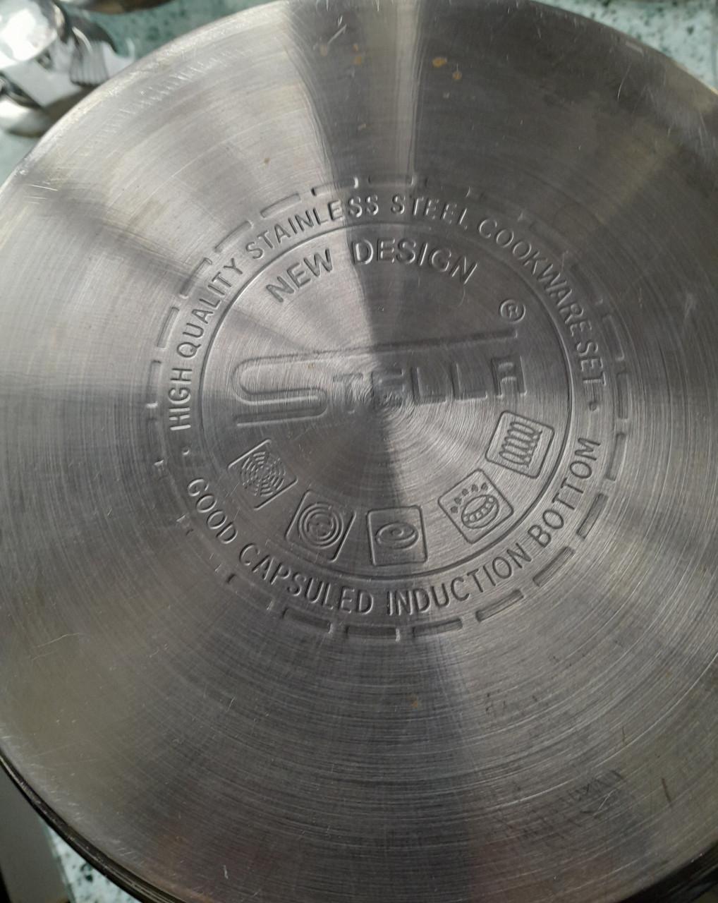 Pannenset Stella (rvs inductie )+  bak/braadpan+ overige pannen v.a.€2,00