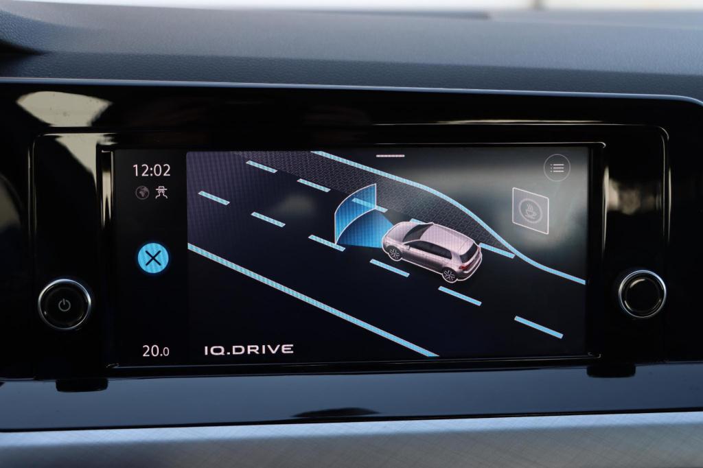 Volkswagen Golf 1.0 etsi life 110pk dsg7