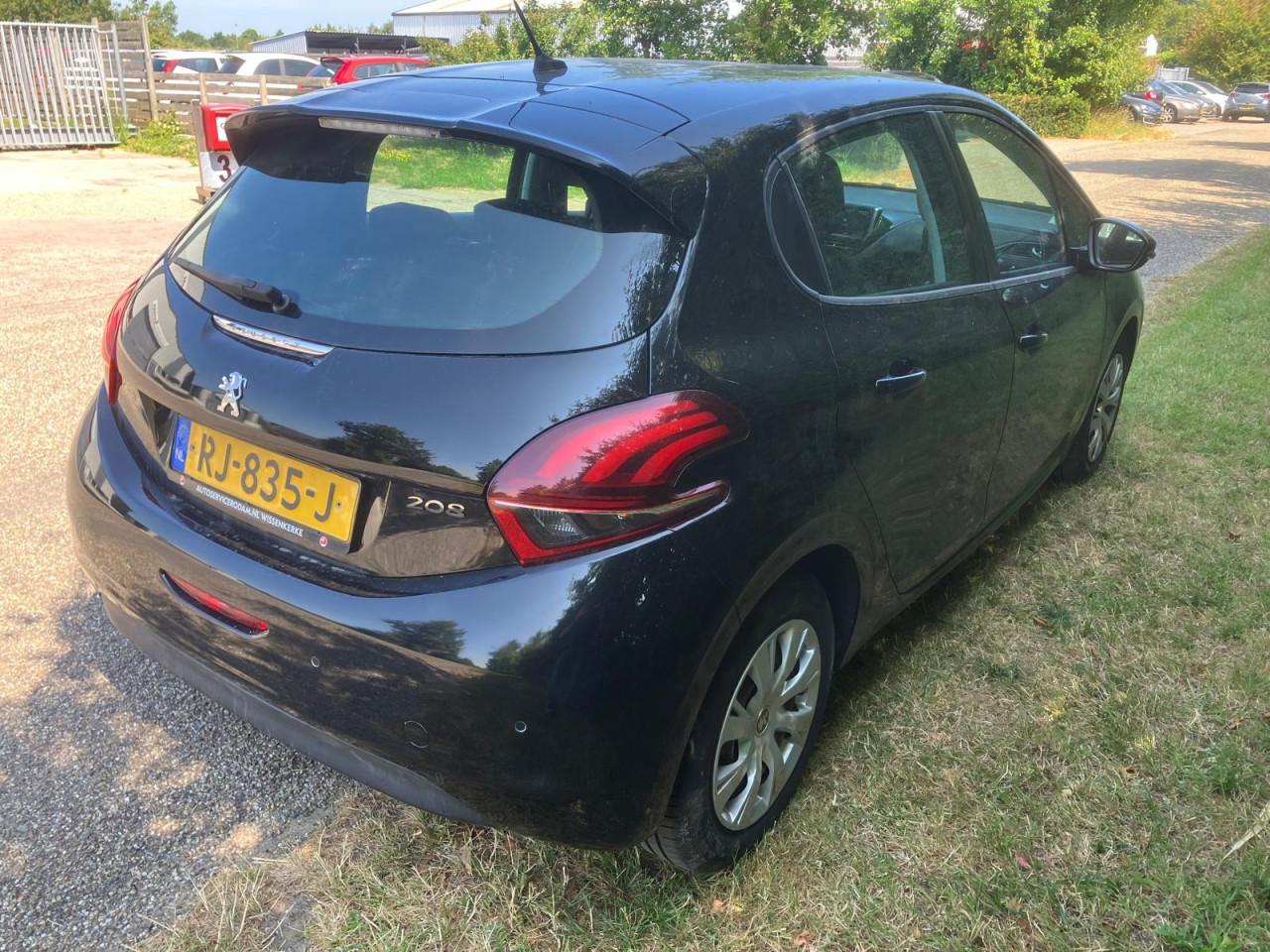 Peugeot 208 1.2